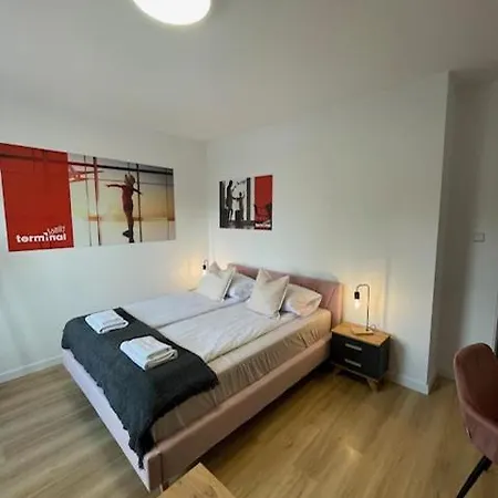 Vandrarhem Terminal Family Airport *