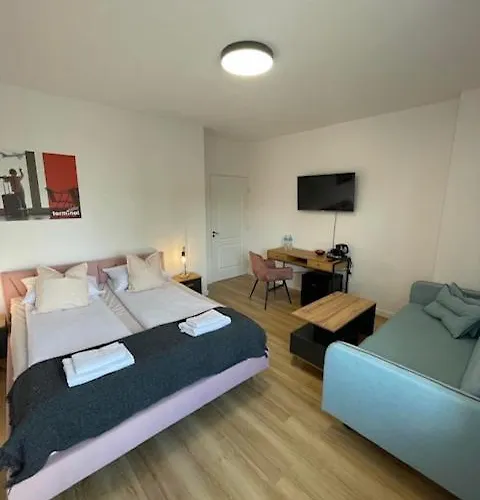 Hostel Terminal Family Airport Poznan